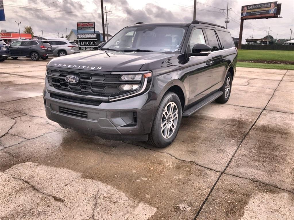 new 2025 Ford Expedition Max car, priced at $70,990