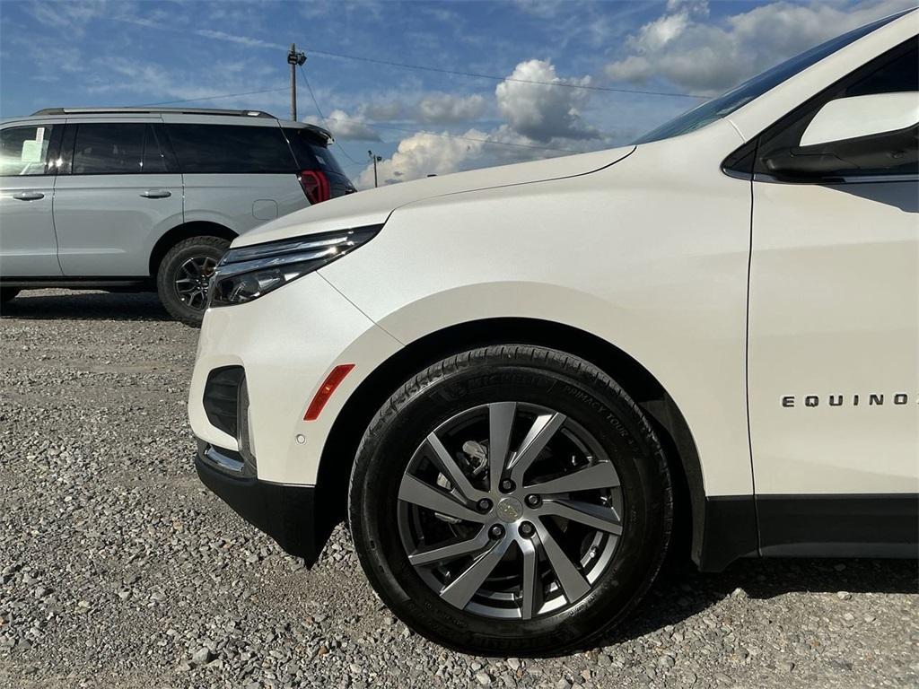 used 2022 Chevrolet Equinox car, priced at $25,304