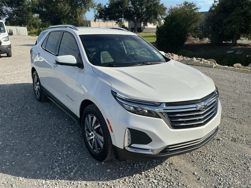 used 2022 Chevrolet Equinox car, priced at $25,304
