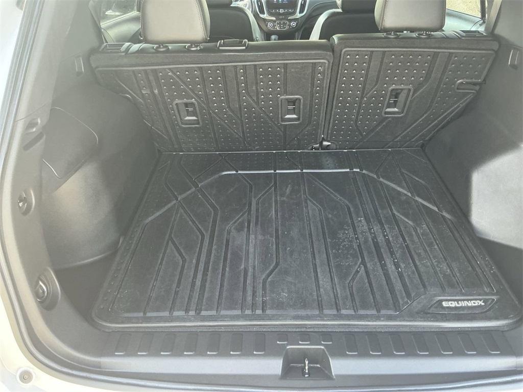 used 2022 Chevrolet Equinox car, priced at $25,304