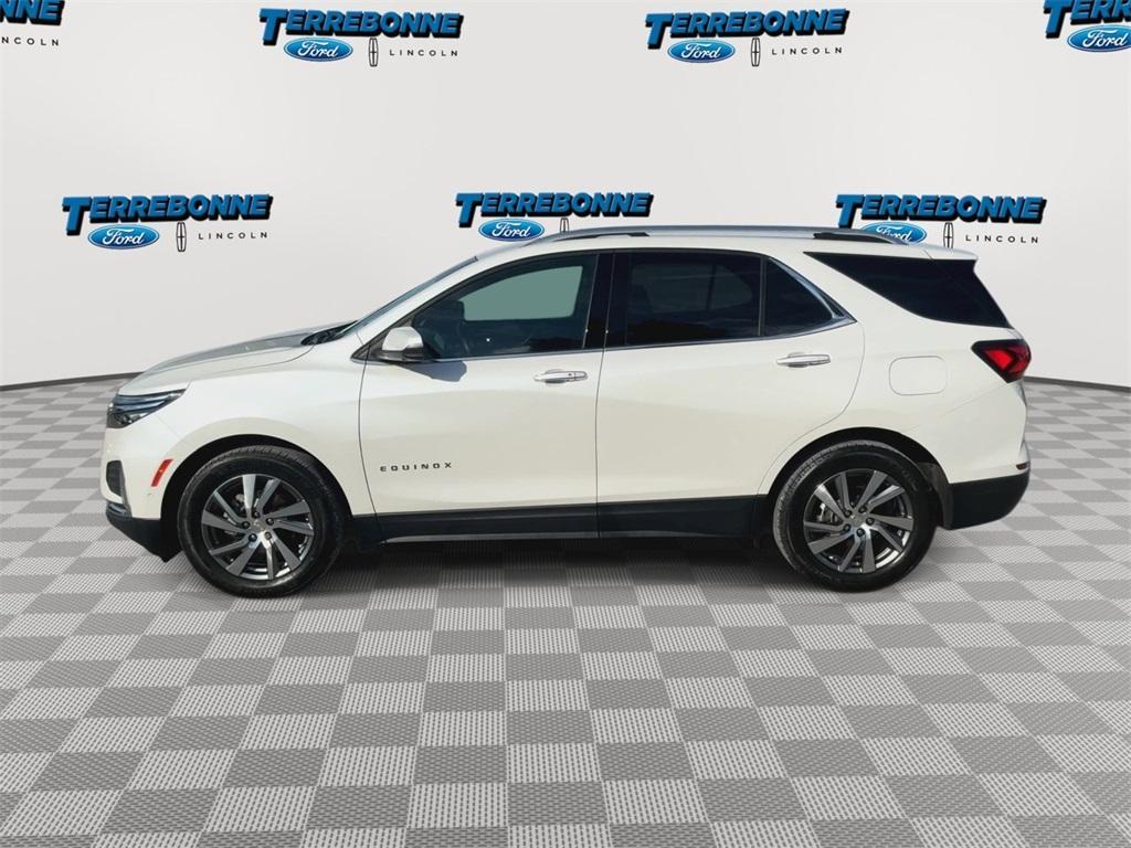 used 2022 Chevrolet Equinox car, priced at $25,304