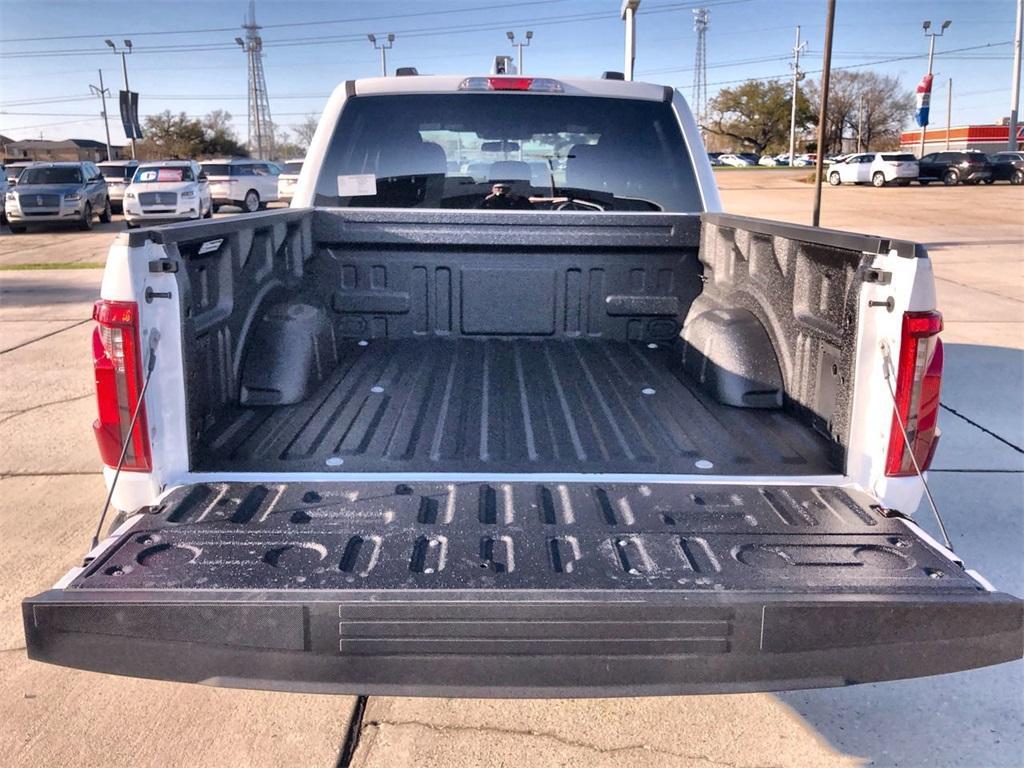 new 2025 Ford F-150 car, priced at $42,383