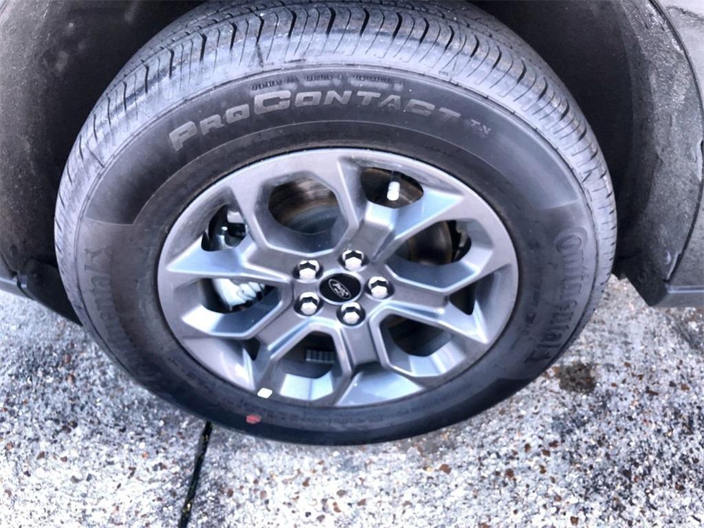new 2025 Ford Maverick car, priced at $32,999