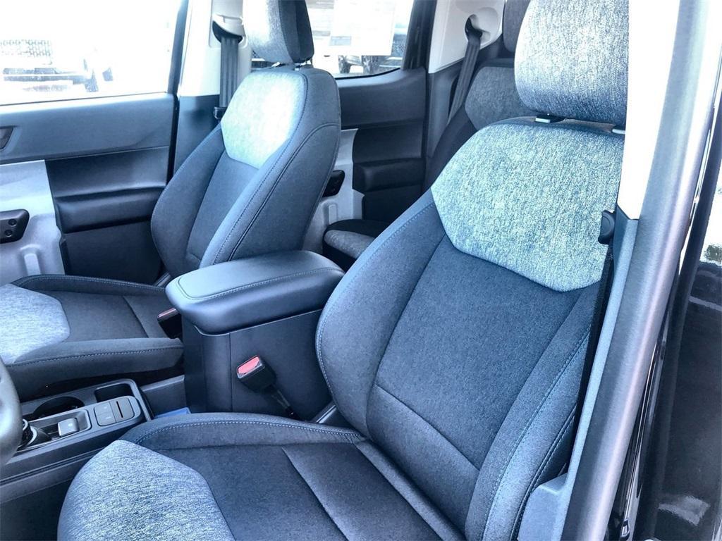 new 2025 Ford Maverick car, priced at $32,999