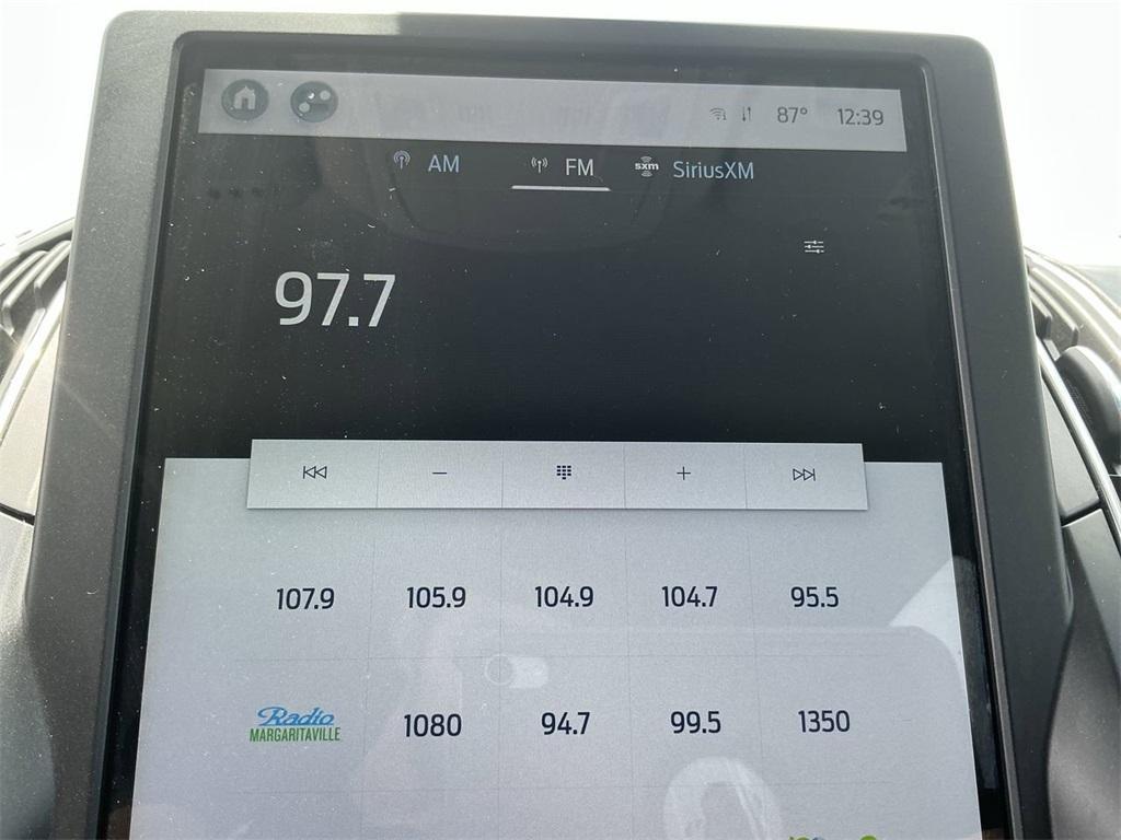used 2022 Ford Edge car