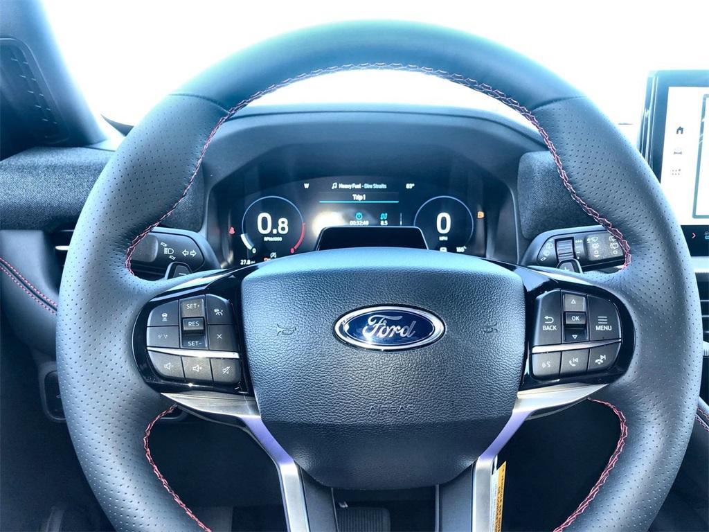 new 2025 Ford Explorer car, priced at $60,115