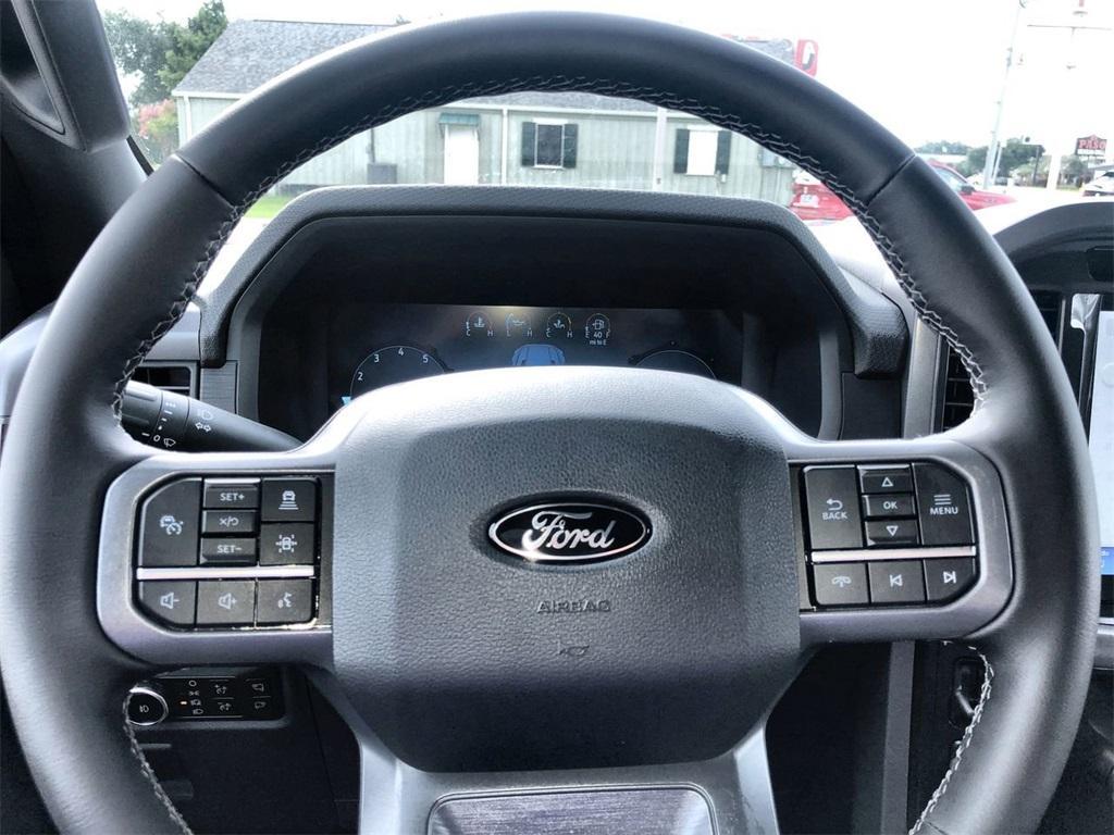 new 2025 Ford F-150 car, priced at $52,112