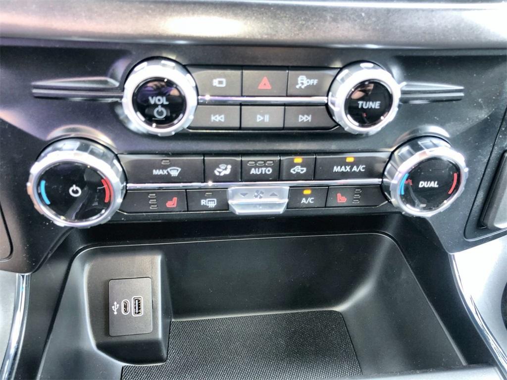 new 2025 Ford F-150 car, priced at $52,112