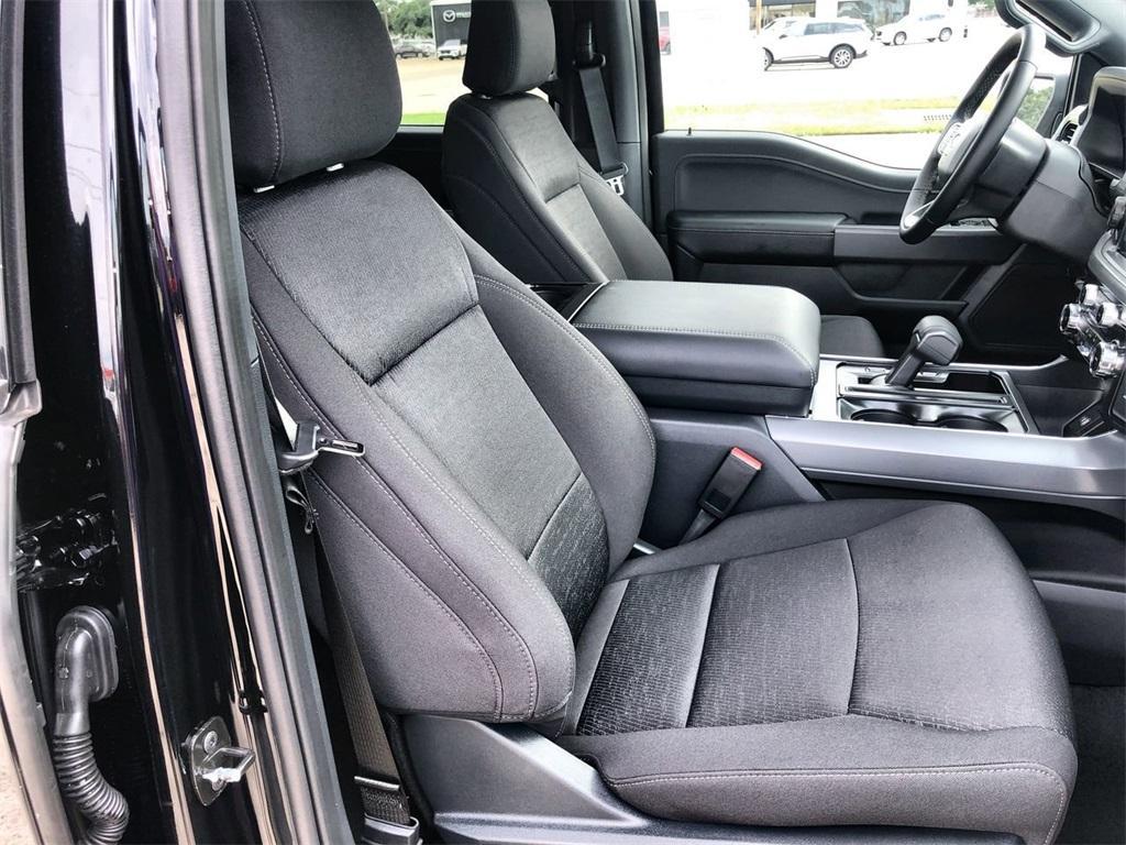 new 2025 Ford F-150 car, priced at $52,112