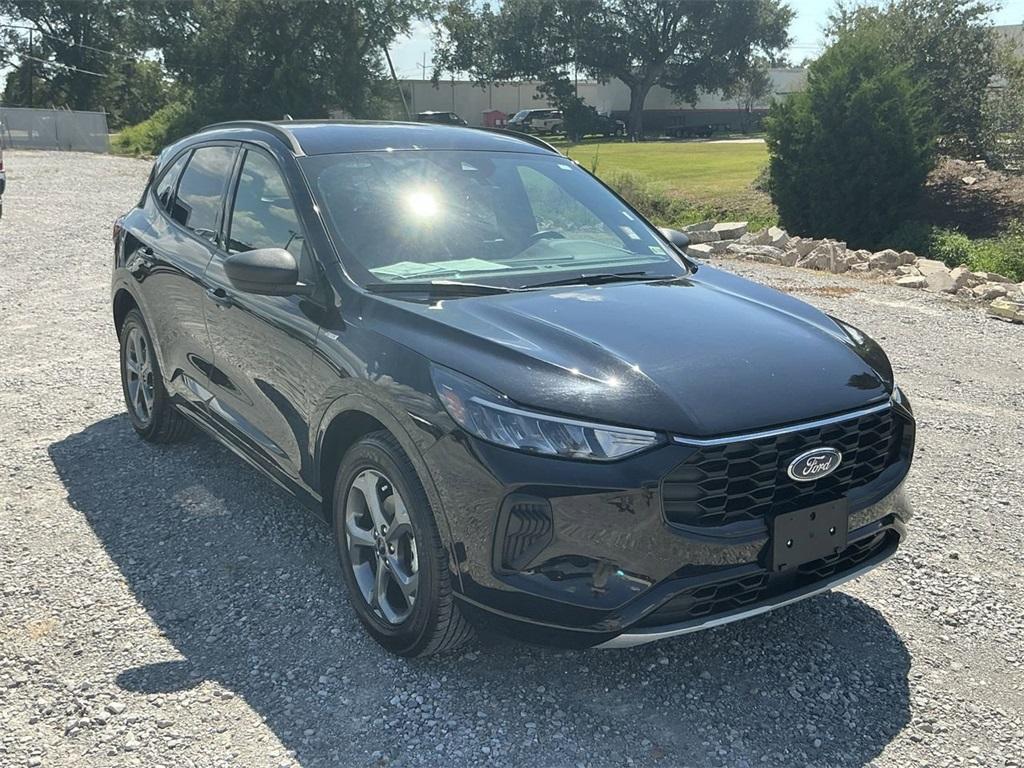 used 2023 Ford Escape car, priced at $22,420