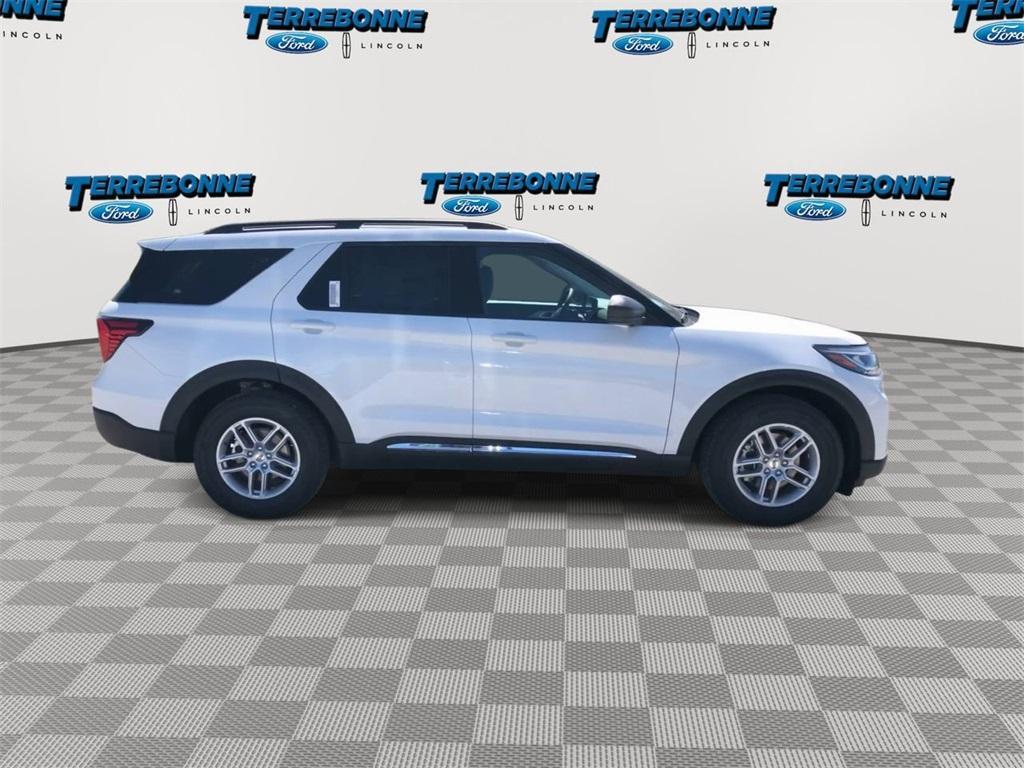 new 2025 Ford Explorer car, priced at $38,300