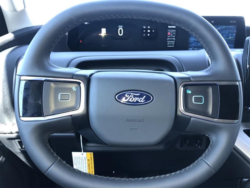 new 2025 Ford Expedition car, priced at $65,505