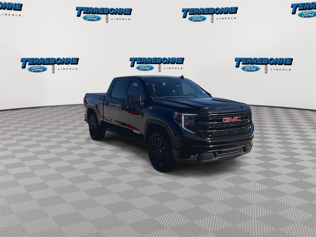 used 2022 GMC Sierra 1500 car, priced at $38,828