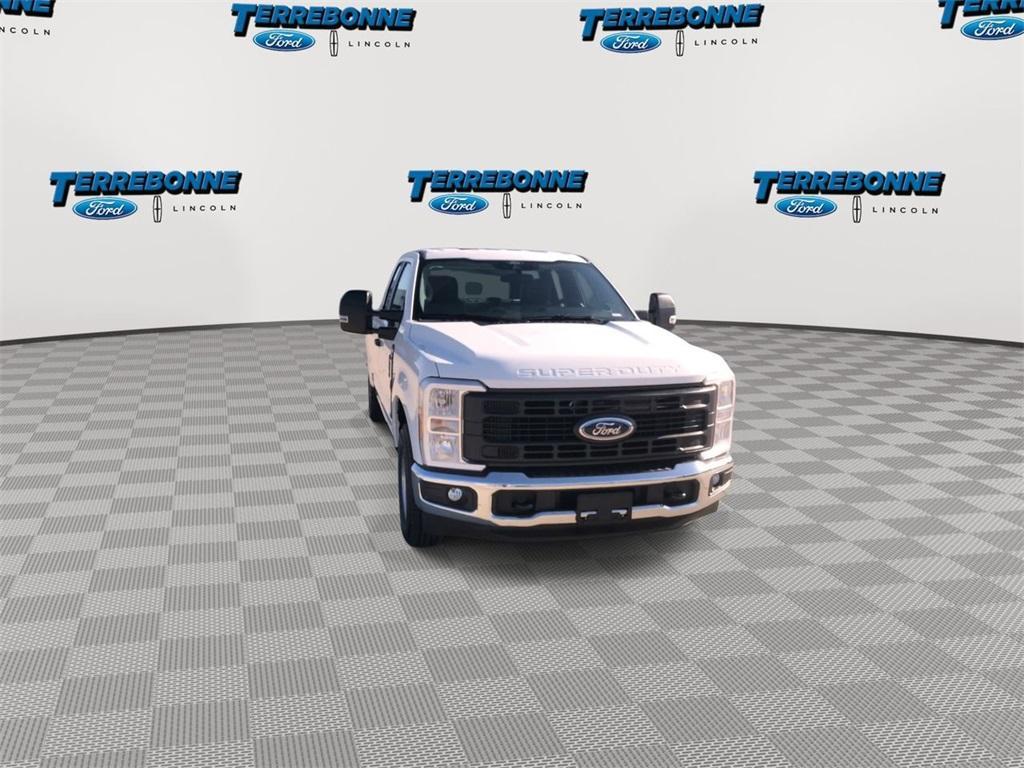 new 2025 Ford F-250 car, priced at $48,220