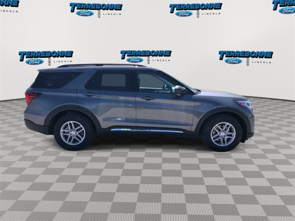 new 2025 Ford Explorer car, priced at $39,995