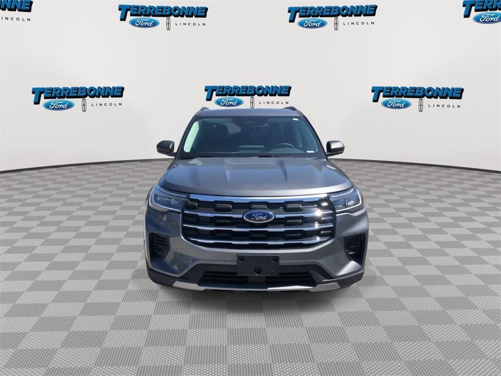 new 2025 Ford Explorer car, priced at $39,995