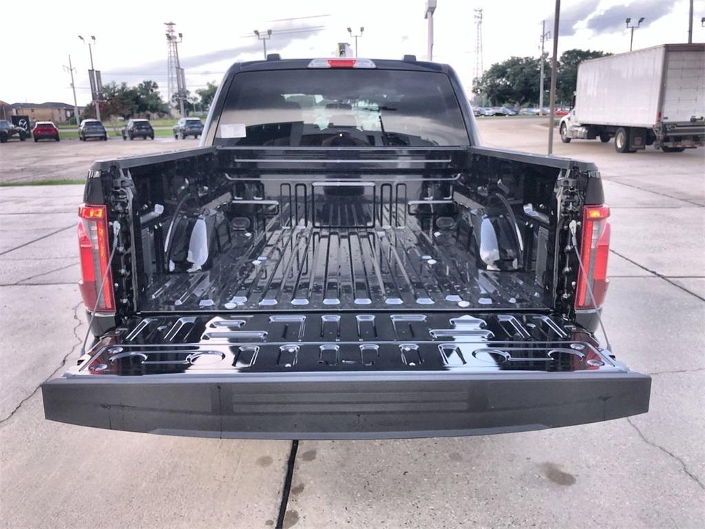 new 2025 Ford F-150 car, priced at $40,256