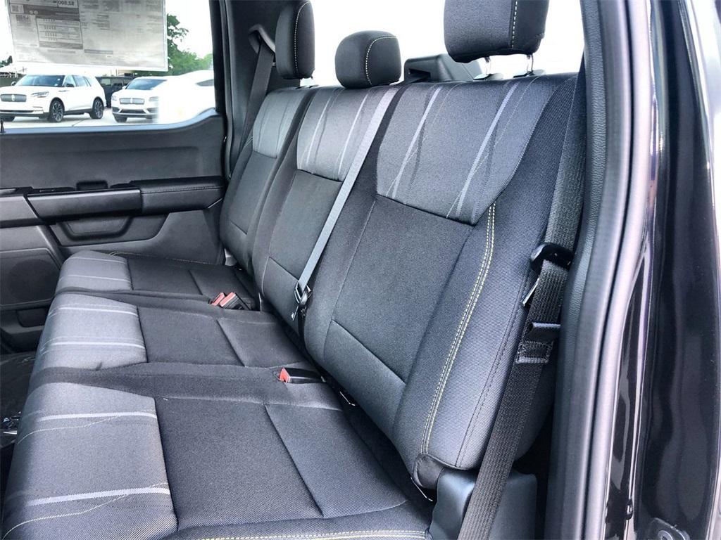 new 2025 Ford F-150 car, priced at $40,256