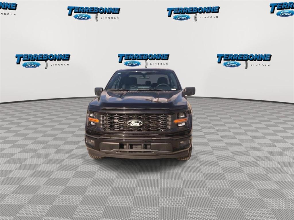 new 2024 Ford F-150 car, priced at $42,992