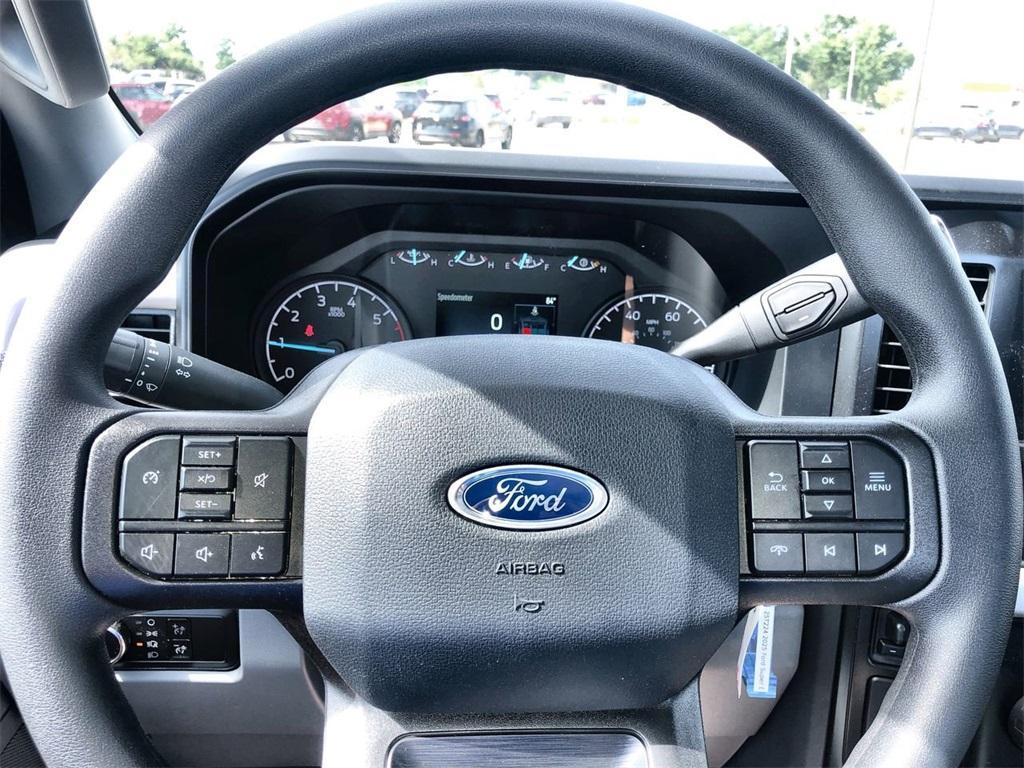 new 2025 Ford F-250 car, priced at $45,020
