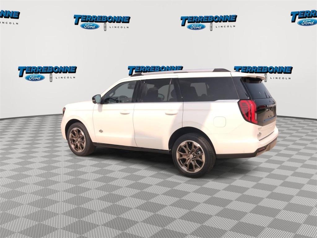 new 2025 Ford Expedition car, priced at $83,645