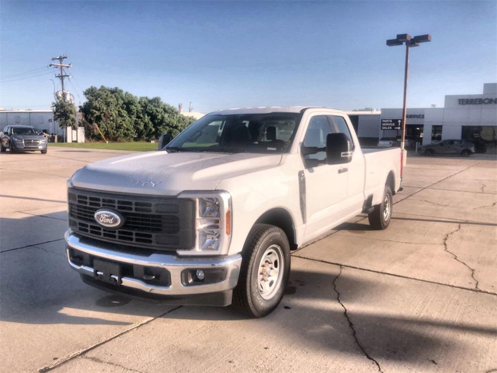 new 2025 Ford F-250 car, priced at $48,220