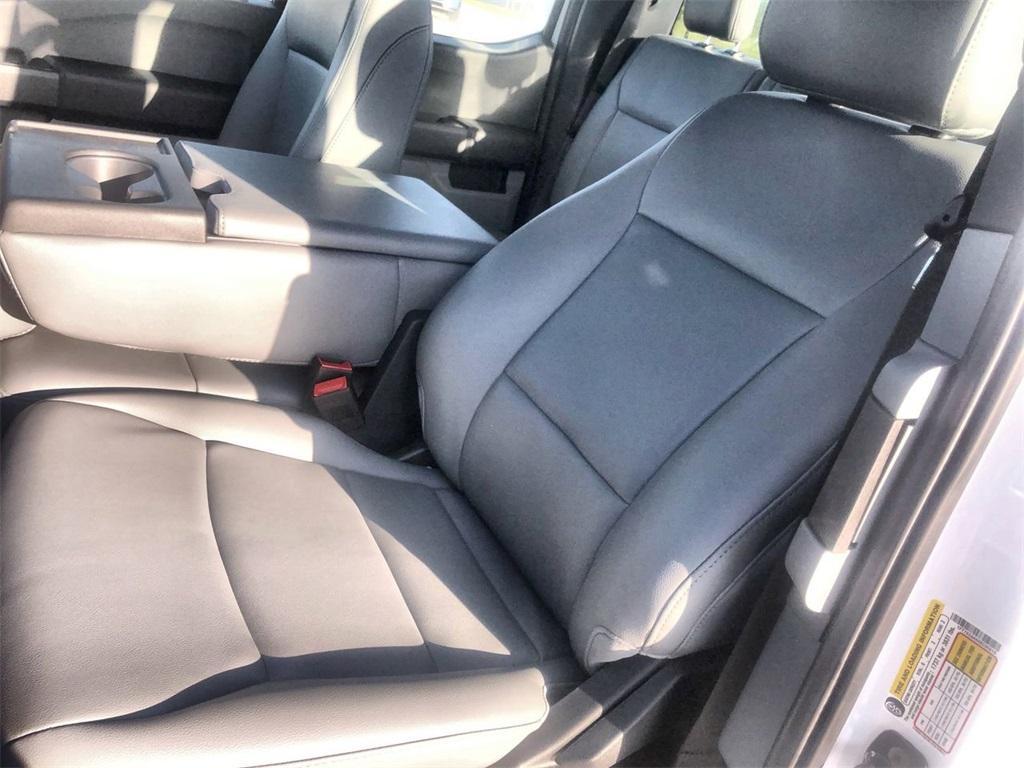 new 2025 Ford F-250 car, priced at $48,220