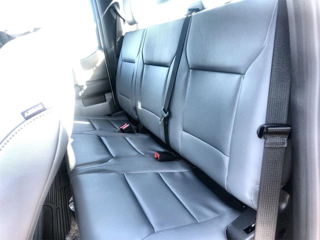 new 2025 Ford F-250 car, priced at $48,220