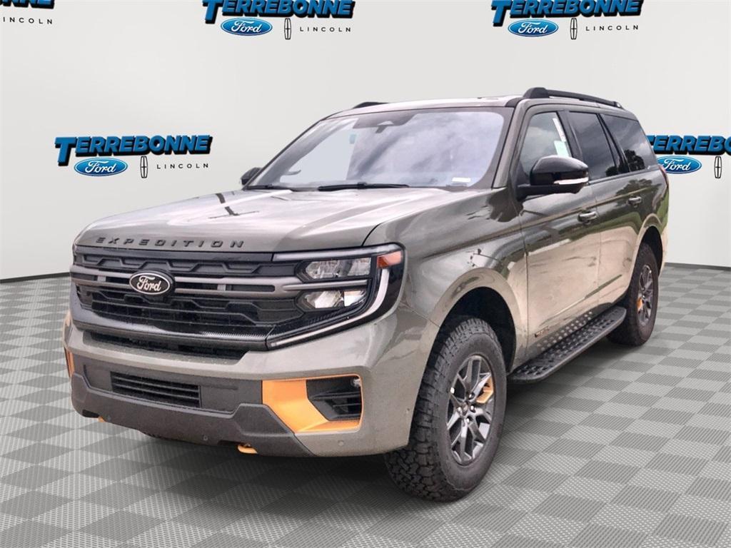 new 2025 Ford Expedition car, priced at $81,550