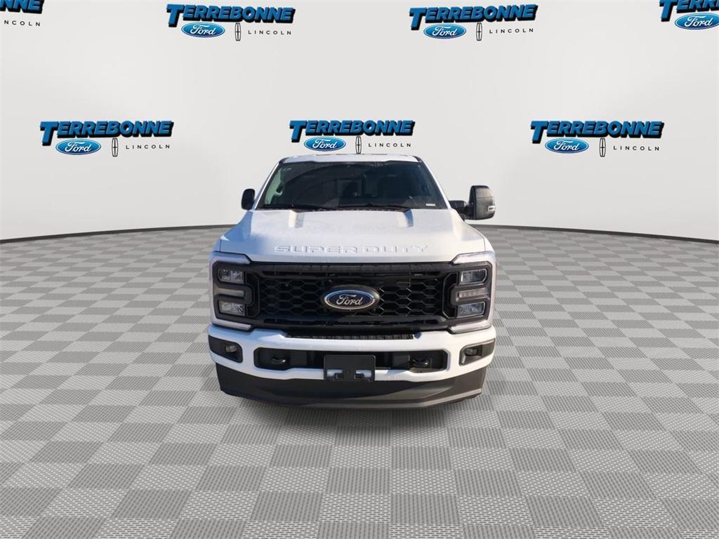 new 2024 Ford F-250 car, priced at $55,700