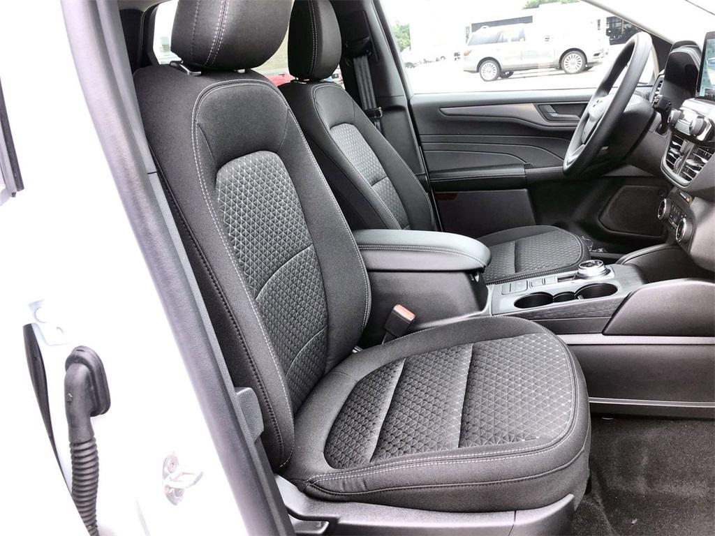new 2025 Ford Escape car, priced at $25,076