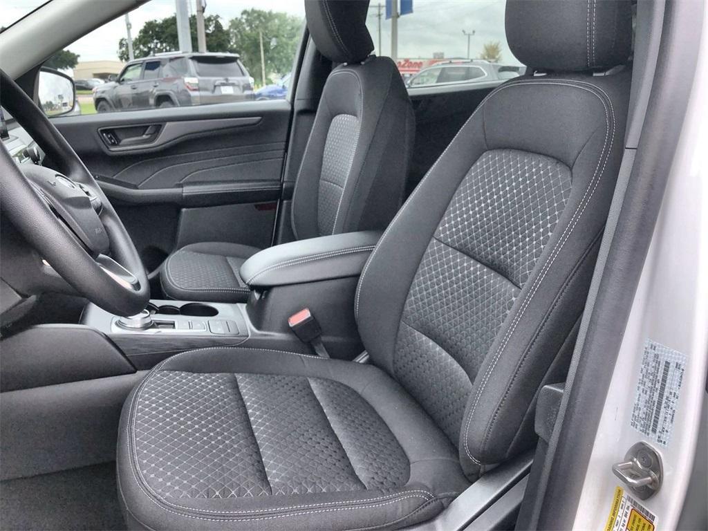 new 2025 Ford Escape car, priced at $25,076