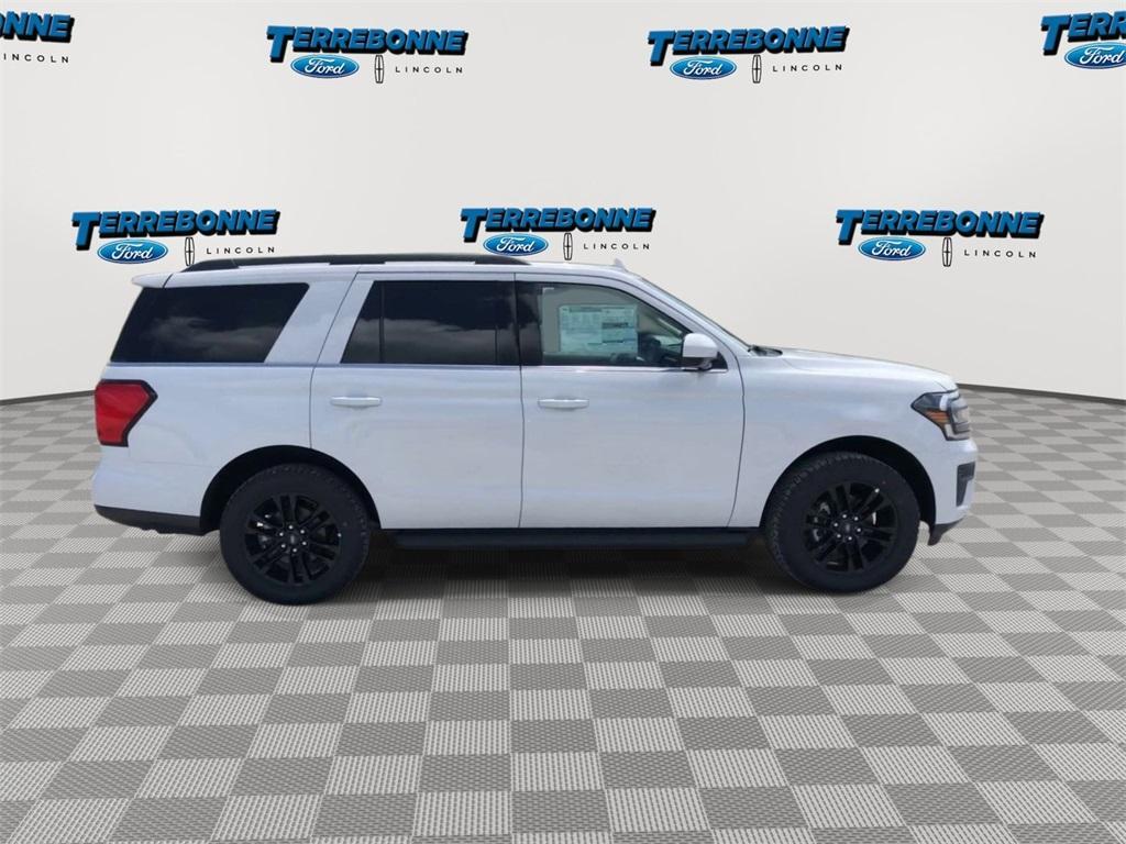 new 2024 Ford Expedition car, priced at $53,388