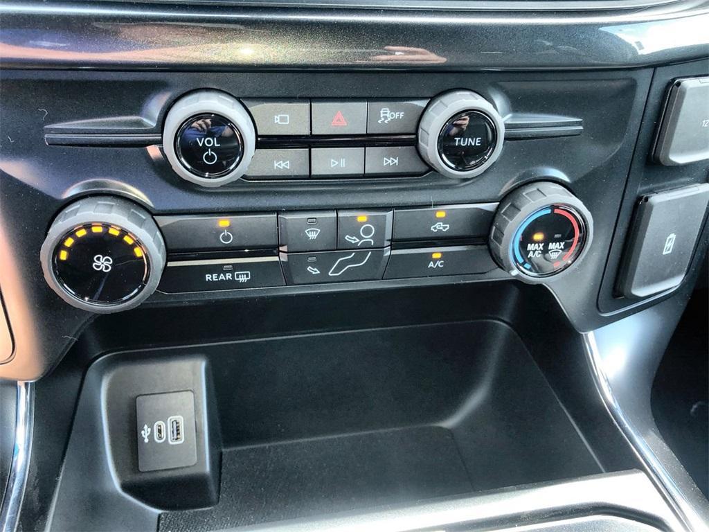new 2025 Ford F-150 car, priced at $40,918