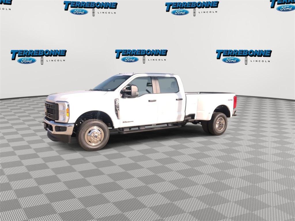 new 2025 Ford F-350 car, priced at $66,490