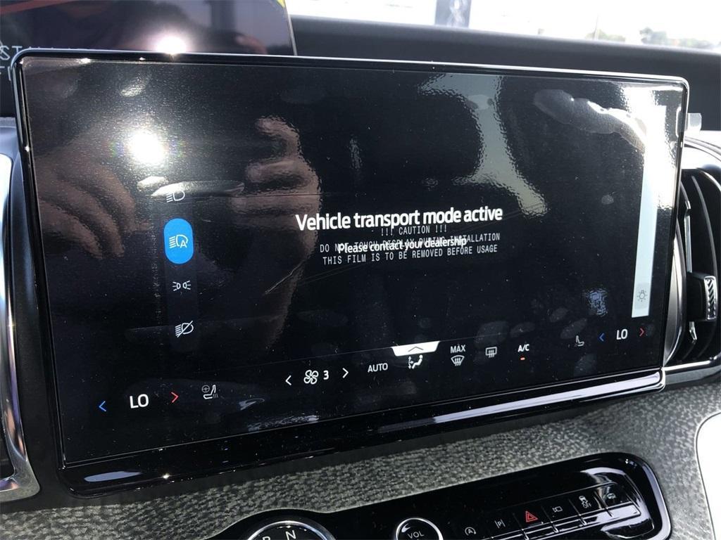 new 2025 Ford Expedition car, priced at $86,000