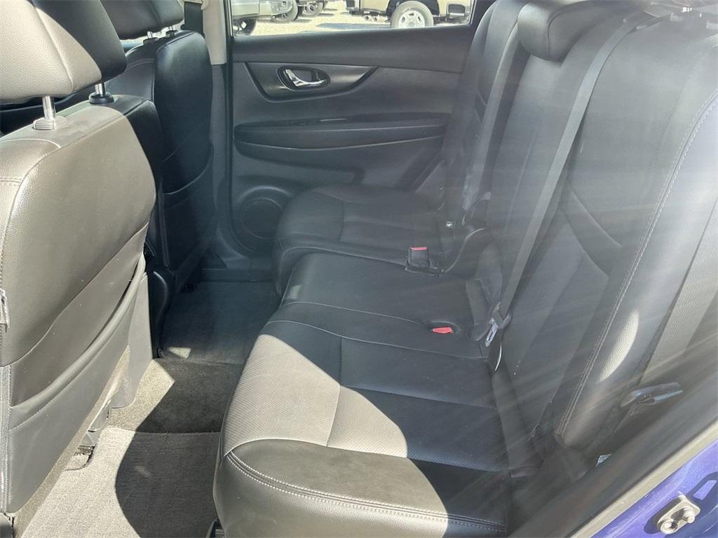 used 2018 Nissan Rogue car, priced at $18,018