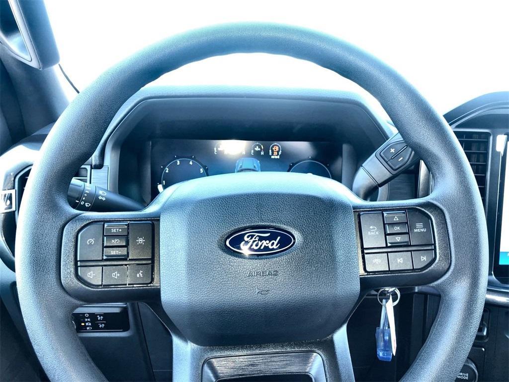 new 2025 Ford F-150 car, priced at $45,500