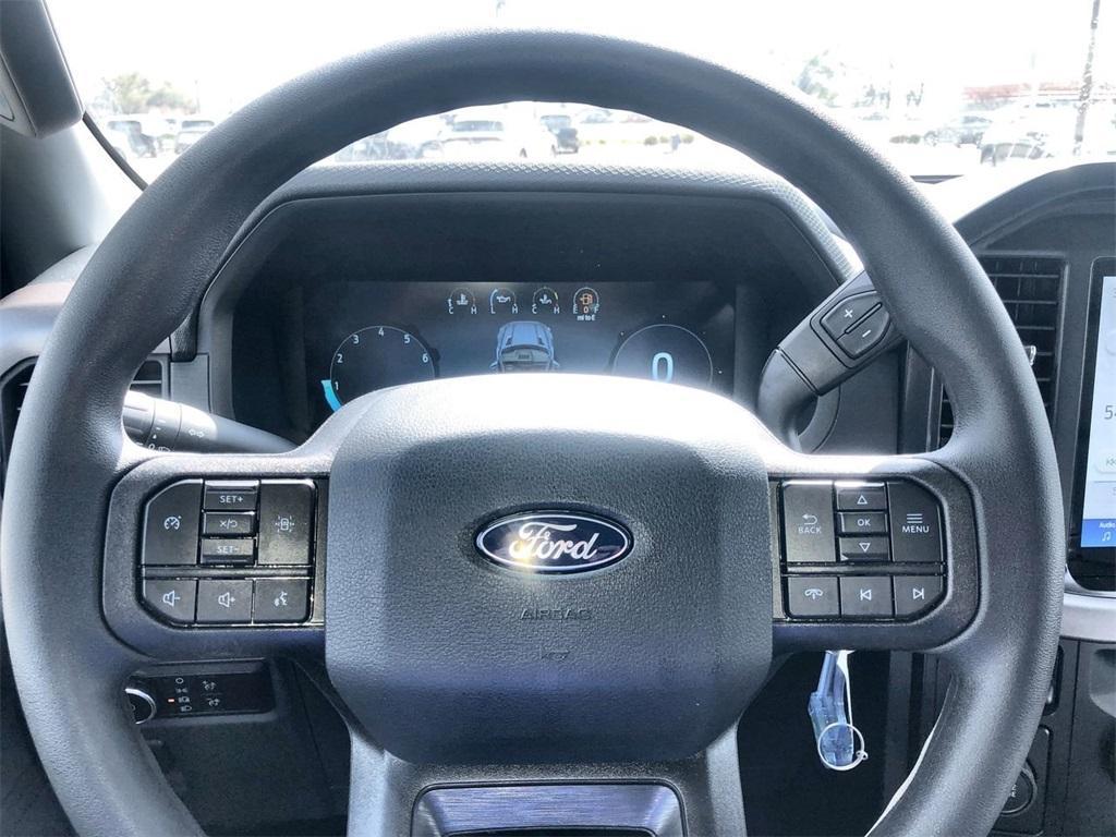 new 2025 Ford F-150 car, priced at $47,095