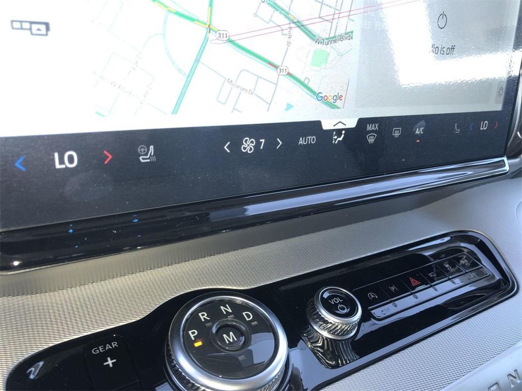 new 2025 Ford Expedition Max car, priced at $72,425