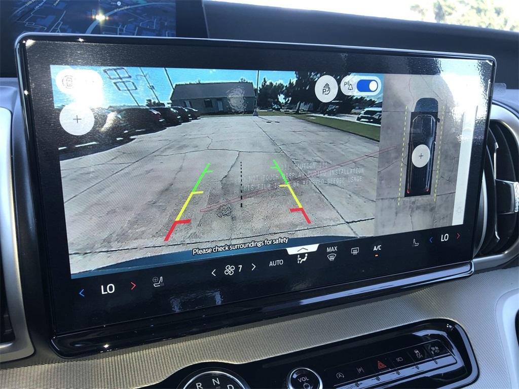 new 2025 Ford Expedition Max car, priced at $72,425