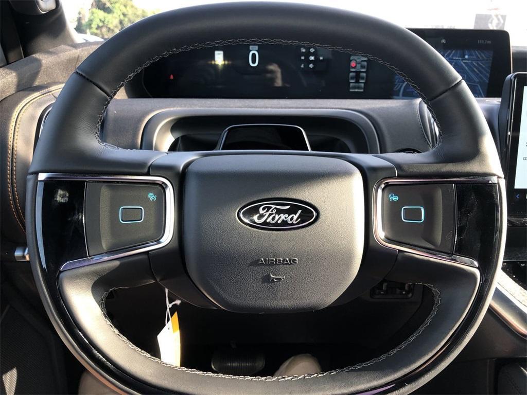 new 2025 Ford Expedition car, priced at $84,720