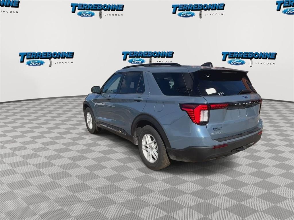 new 2025 Ford Explorer car, priced at $38,900