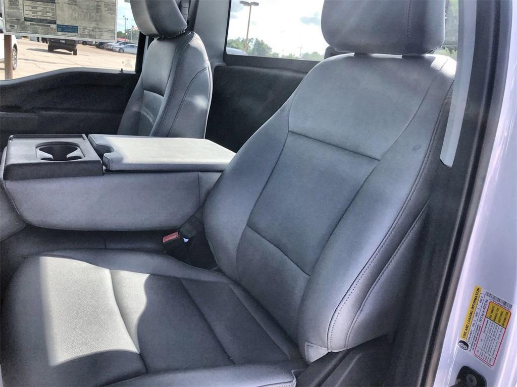 new 2025 Ford F-250 car, priced at $45,080