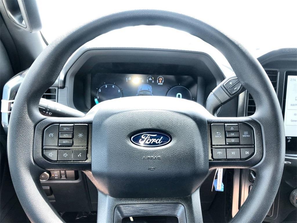 new 2025 Ford F-150 car, priced at $40,918