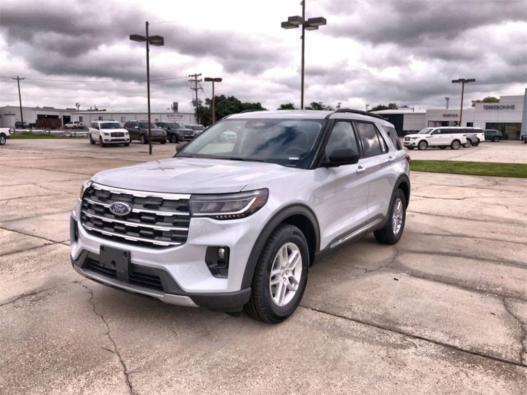 new 2025 Ford Explorer car, priced at $38,956