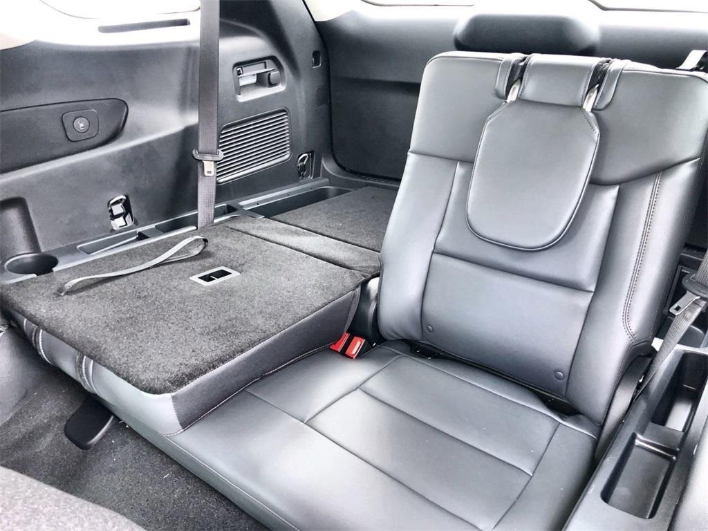new 2025 Ford Explorer car, priced at $38,956