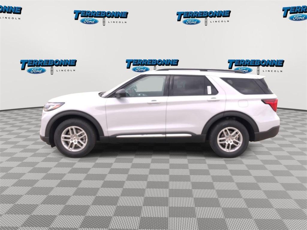 new 2025 Ford Explorer car, priced at $38,956