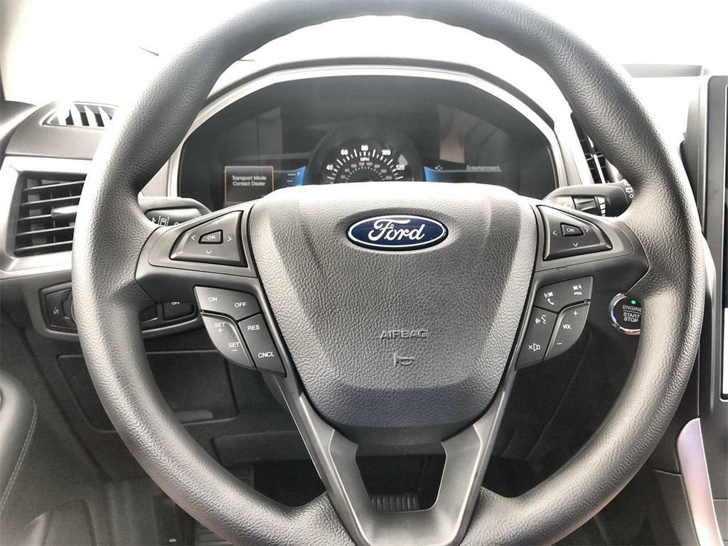 new 2024 Ford Edge car, priced at $31,635