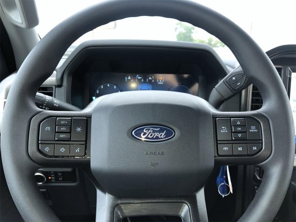 new 2025 Ford F-150 car, priced at $50,928